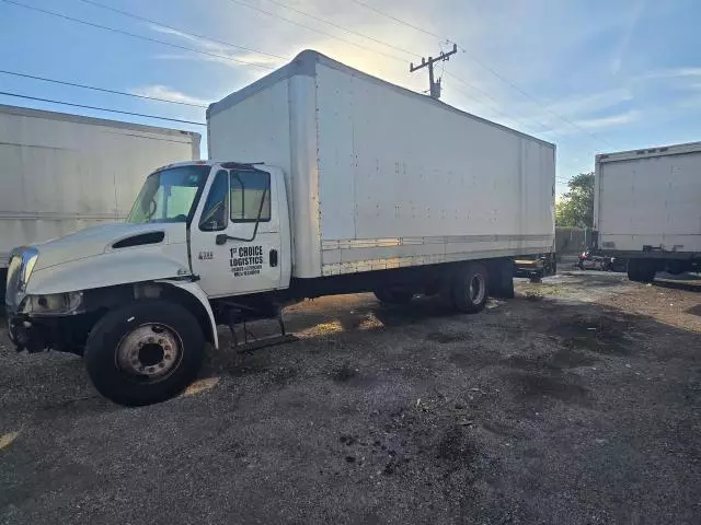 2005 International 4000 4300