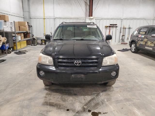 2004 Toyota Highlander Base