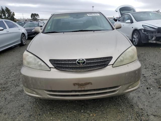 2004 Toyota Camry LE