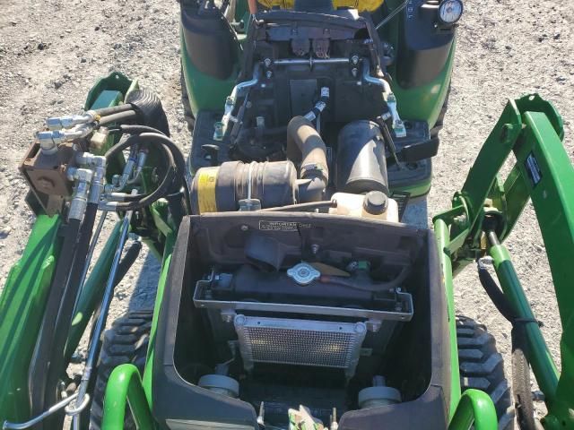 2020 John Deere 1025R