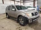 2006 Nissan Pathfinder LE