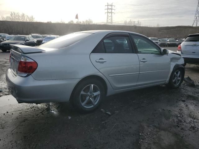 2005 Toyota Camry LE