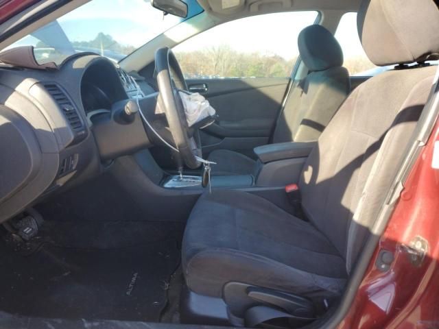 2010 Nissan Altima Base