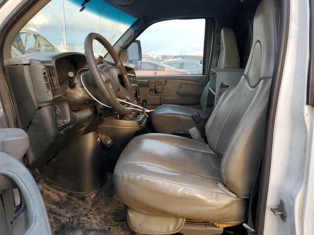 2004 Chevrolet Express G3500