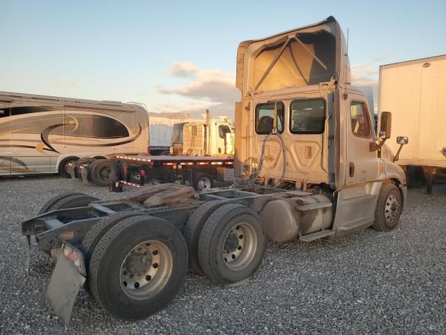 2017 Freightliner Cascadia 125