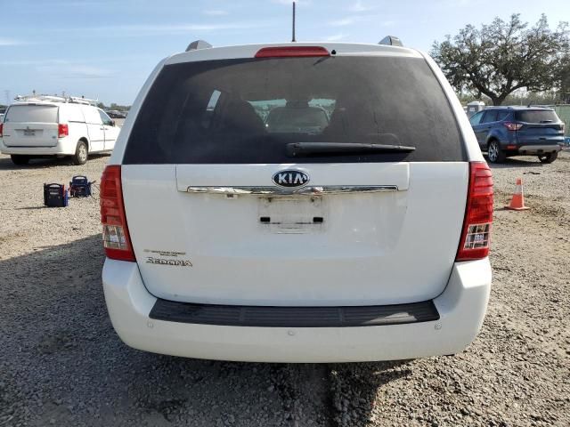 2014 KIA Sedona LX