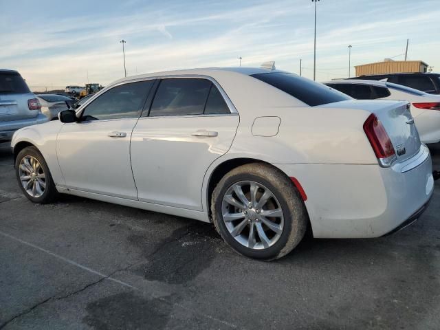 2018 Chrysler 300 Touring