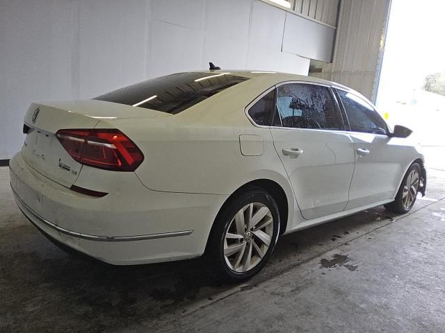 2018 Volkswagen Passat SE