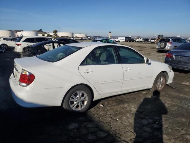 2005 Toyota Camry LE