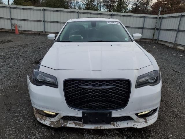 2022 Chrysler 300 Touring L