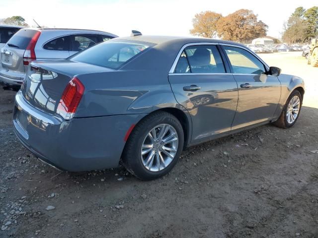 2019 Chrysler 300 Touring