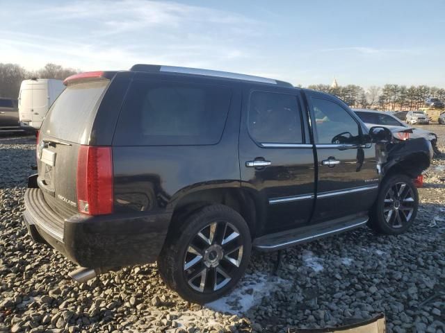 2011 Cadillac Escalade Luxury