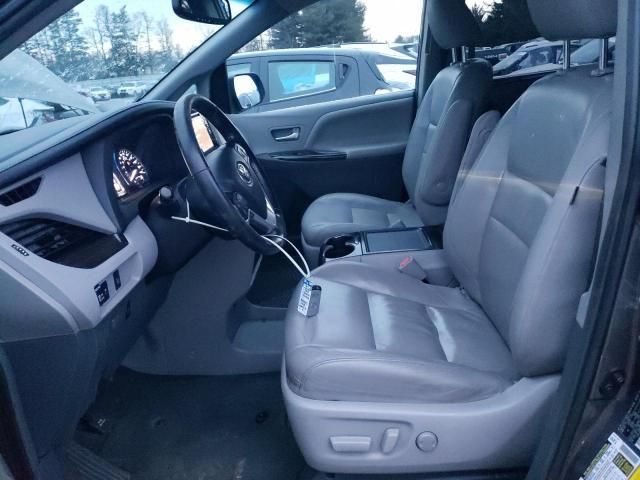 2015 Toyota Sienna XLE