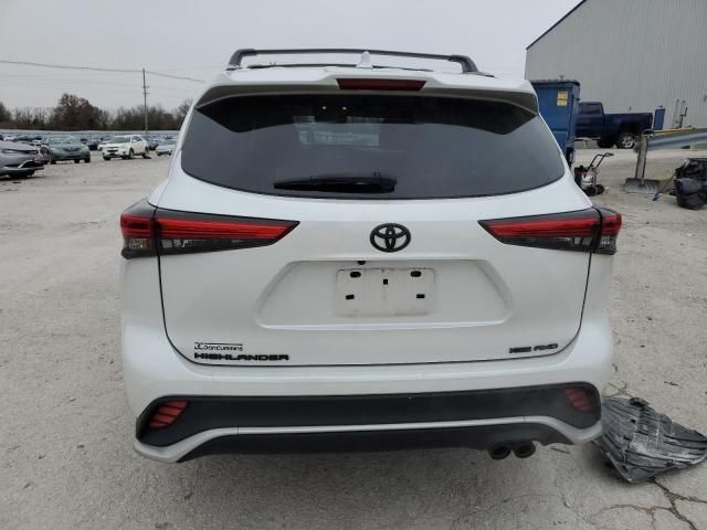 2022 Toyota Highlander XSE