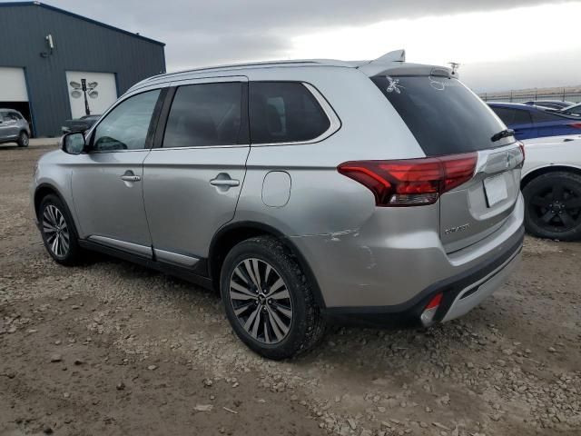 2020 Mitsubishi Outlander SE