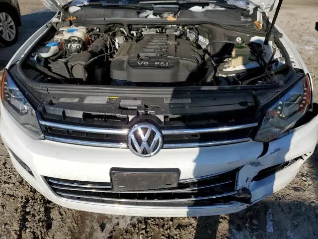 2014 Volkswagen Touareg V6