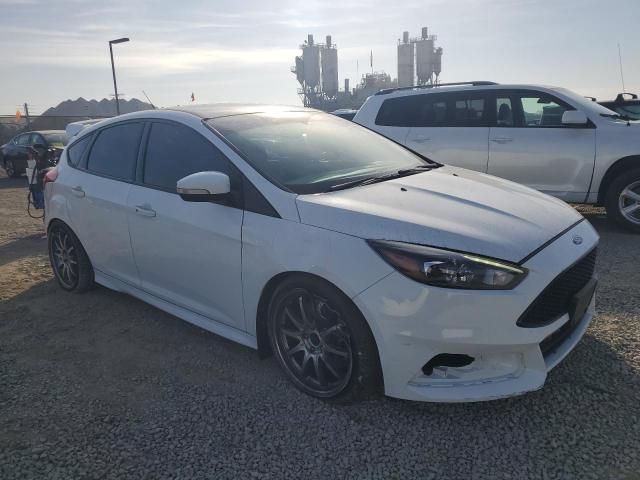 2016 Ford Focus ST