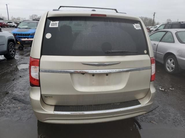 2012 Chrysler Town & Country Touring