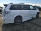 2016 Toyota Sienna SE