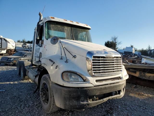 2006 Freightliner Conventional Columbia