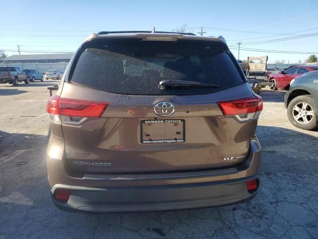 2017 Toyota Highlander SE