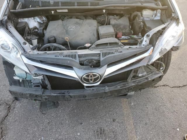 2018 Toyota Sienna XLE