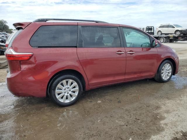 2015 Toyota Sienna XLE