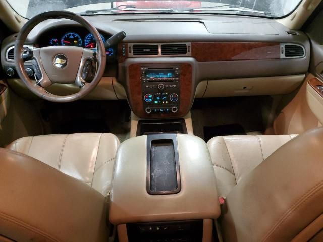 2011 Chevrolet Suburban K1500 LT