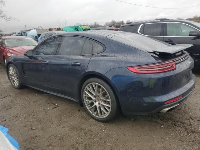 2018 Porsche Panamera 4