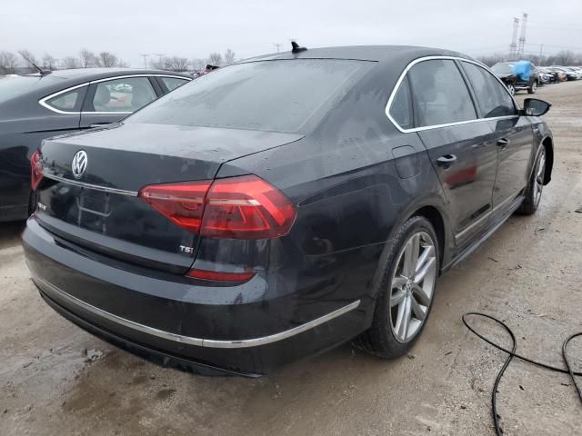 2017 Volkswagen Passat R-Line