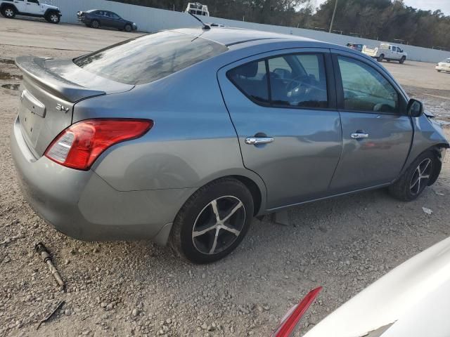 2013 Nissan Versa S