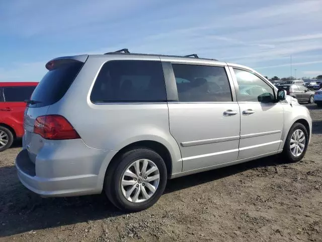 2012 Volkswagen Routan SE