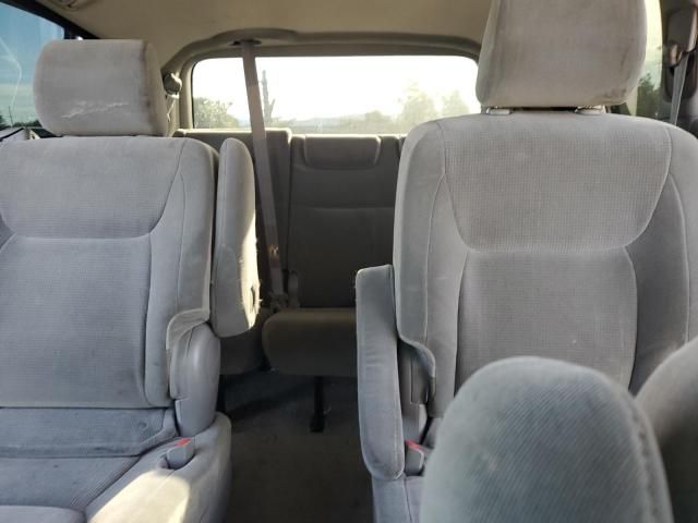 2005 Toyota Sienna CE