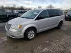 2009 Chrysler Town & Country LX