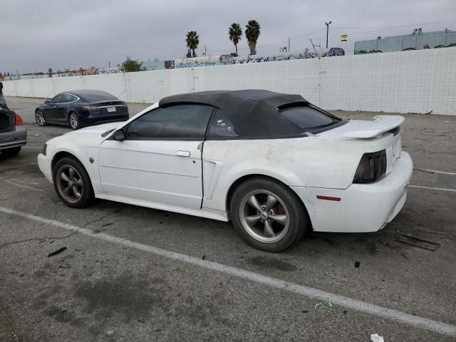 2004 Ford Mustang