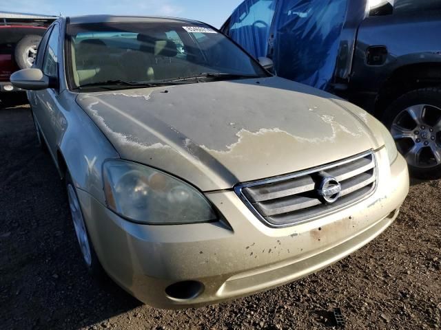 2004 Nissan Altima Base