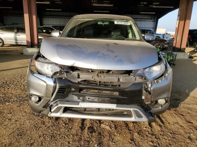 2019 Mitsubishi Outlander SE