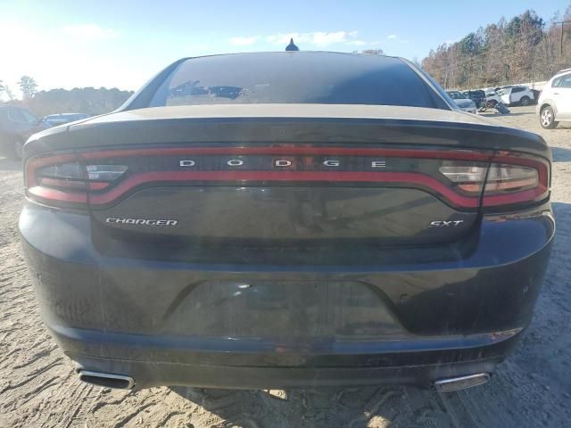 2017 Dodge Charger SXT