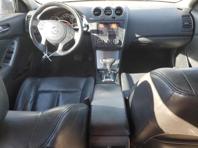 2010 Nissan Altima Base