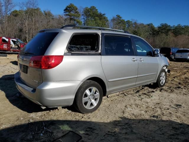 2006 Toyota Sienna CE