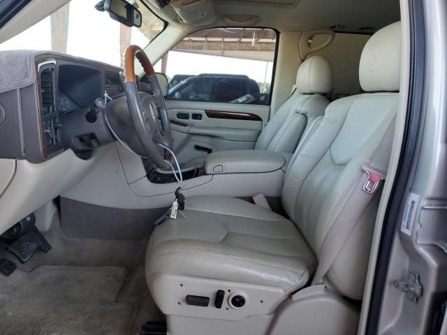 2004 Cadillac Escalade Luxury