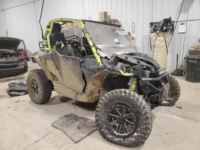 2015 Can-Am Maverick 1000R Turbo X DS