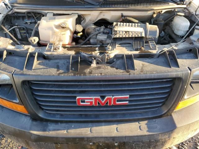 2006 GMC Savana Cutaway G3500