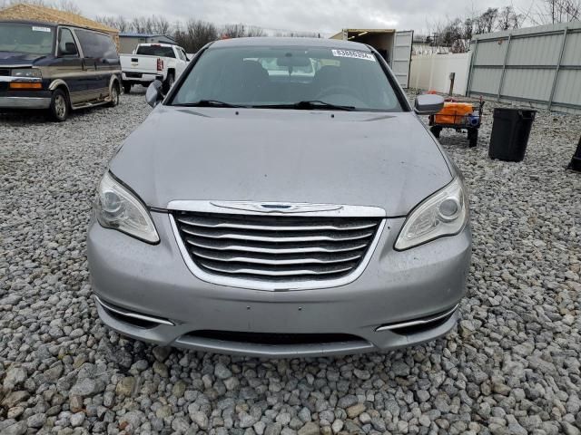 2013 Chrysler 200 Touring