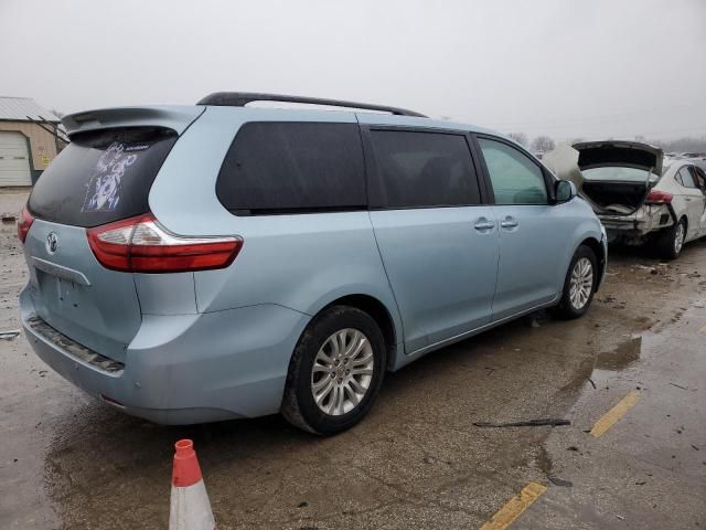 2015 Toyota Sienna XLE