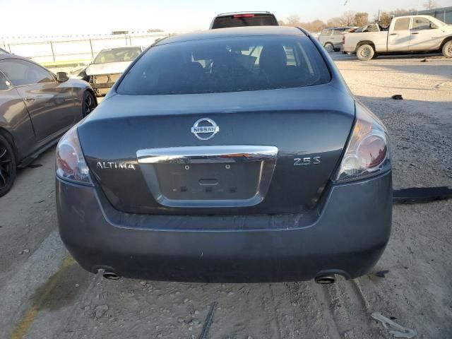 2010 Nissan Altima Base