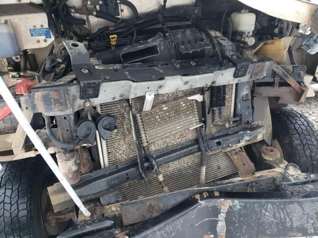 2013 Ford Econoline E450 Super Duty Commercial Stripped Chas