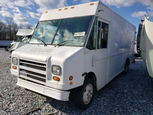 2001 Freightliner Chassis M Line WALK-IN Van