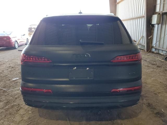 2020 Audi Q7 Premium Plus