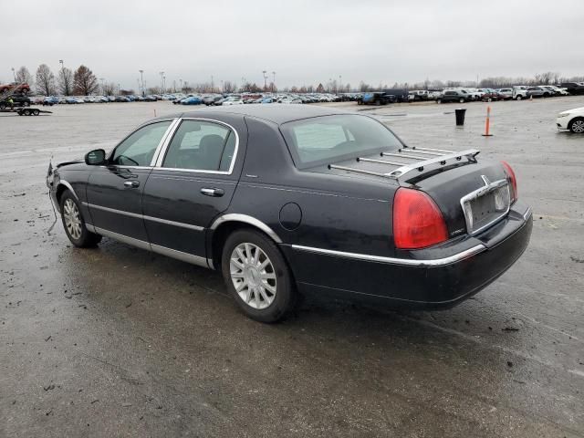 2006 Lincoln Town Car Signature